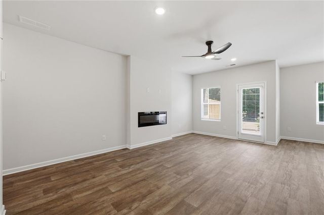 3670 PARKWAY JAMES Drive, Snellville, GA 30039