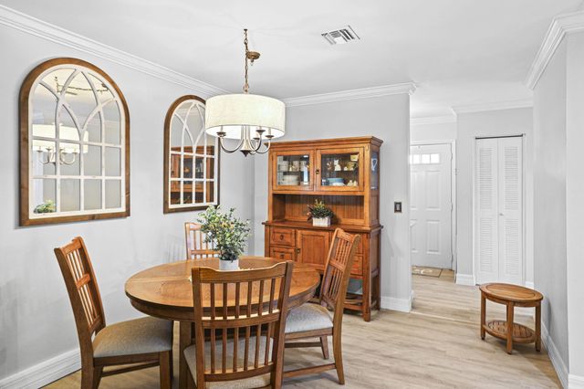 1203 S Lakes End Drive A2, Fort Pierce, FL 34982