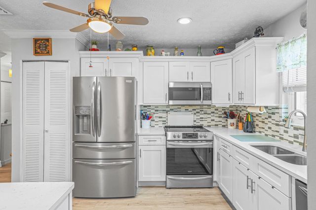 1203 S Lakes End Drive A2, Fort Pierce, FL 34982