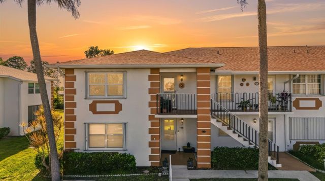 1203 S Lakes End Drive A2, Fort Pierce, FL 34982