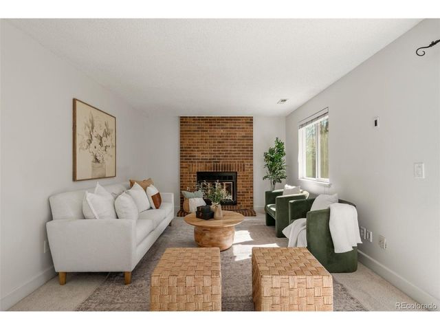 392 Fir Ln, Broomfield, CO 80020