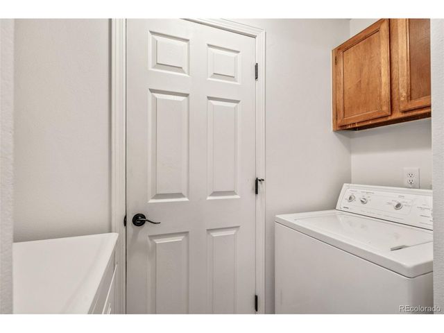 392 Fir Ln, Broomfield, CO 80020