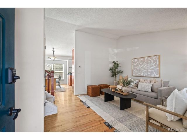 392 Fir Ln, Broomfield, CO 80020