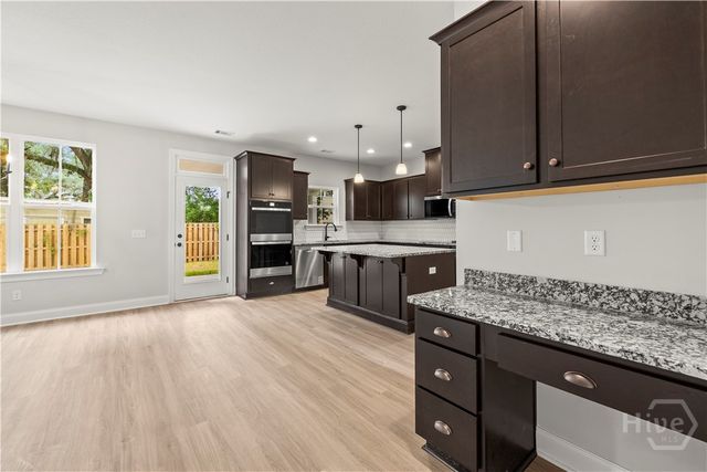 27 Oakmont Drive, Guyton, GA 31312