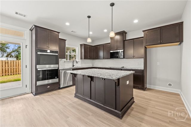 27 Oakmont Drive, Guyton, GA 31312