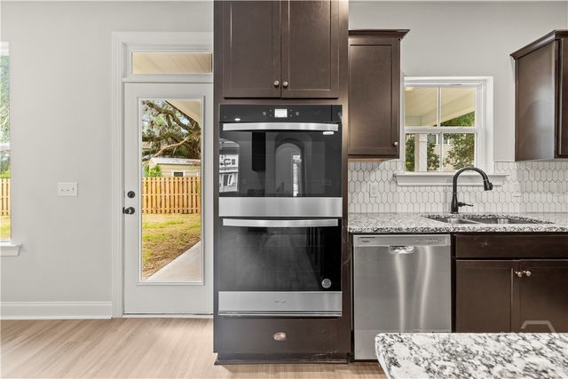 27 Oakmont Drive, Guyton, GA 31312