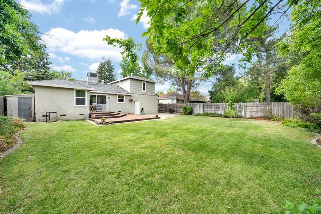 2560 Watson St, Sacramento, CA 95821