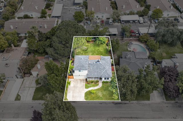 2560 Watson St, Sacramento, CA 95821