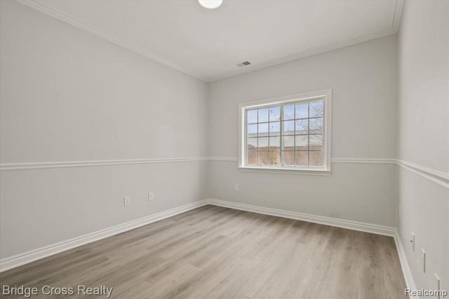 5685 Twin Oaks Drive, Sterling Heights, MI 48314