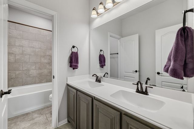 9004 Lavon Lane, Denton, TX 76226