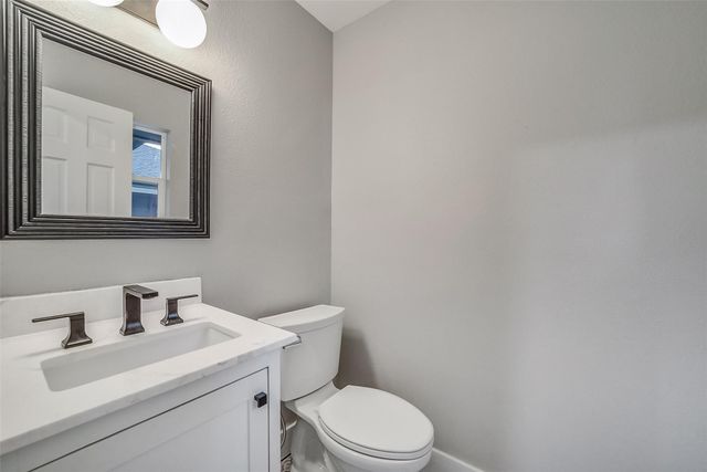 5318 Queensloch Drive, Houston, TX 77096