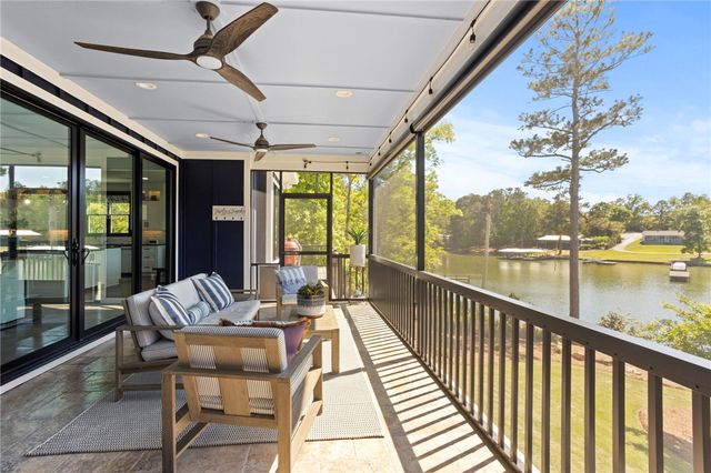 376 Abercrombie Point, Greenwood, SC 29649