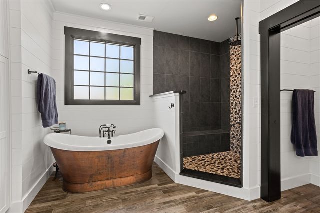 376 Abercrombie Point, Greenwood, SC 29649