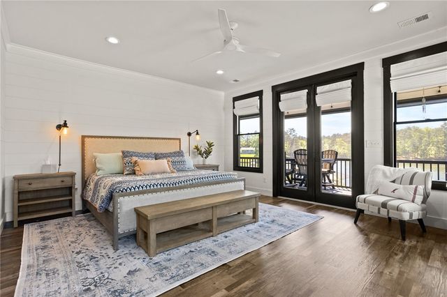 376 Abercrombie Point, Greenwood, SC 29649