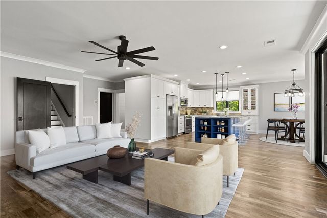 376 Abercrombie Point, Greenwood, SC 29649