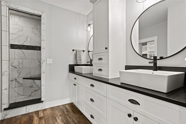 376 Abercrombie Point, Greenwood, SC 29649