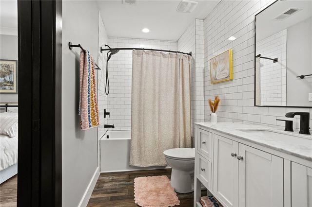 376 Abercrombie Point, Greenwood, SC 29649