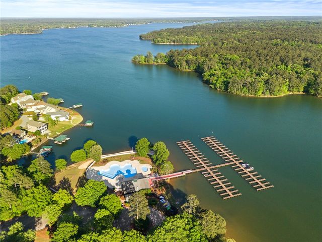 376 Abercrombie Point, Greenwood, SC 29649