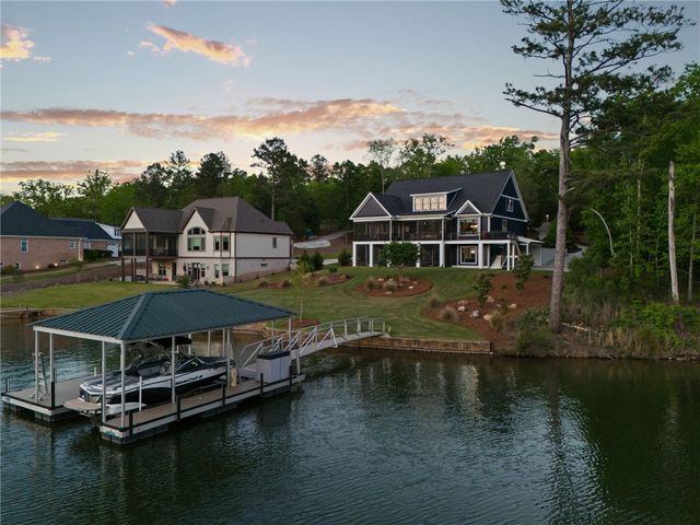 376 Abercrombie Point, Greenwood, SC 29649