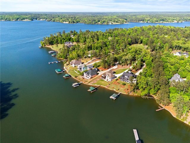 376 Abercrombie Point, Greenwood, SC 29649