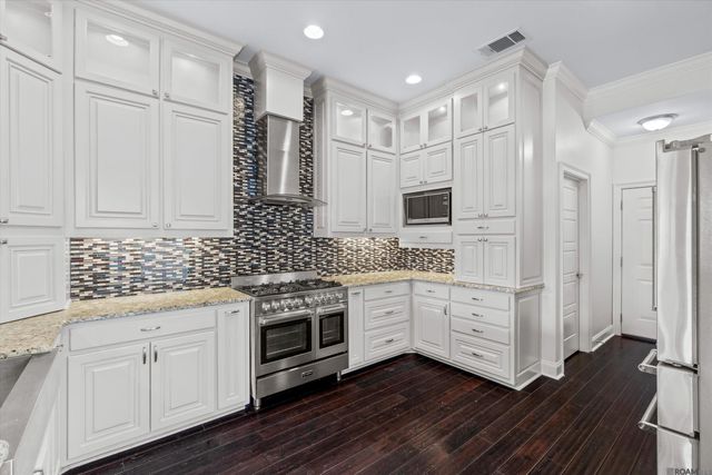 6086 Tezcuco Ct, Gonzales, LA 70737