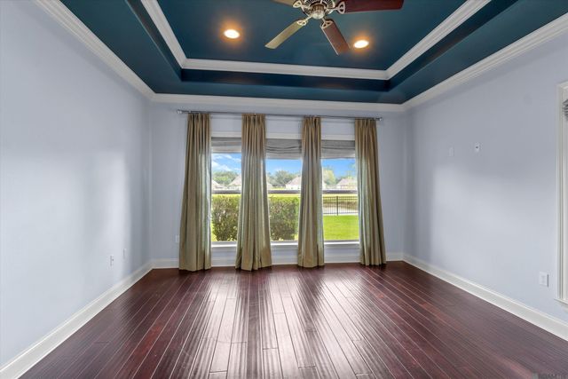 6086 Tezcuco Ct, Gonzales, LA 70737