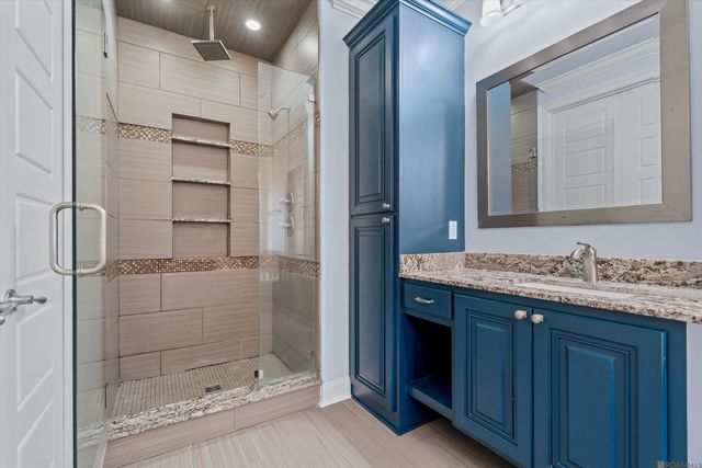 6086 Tezcuco Ct, Gonzales, LA 70737