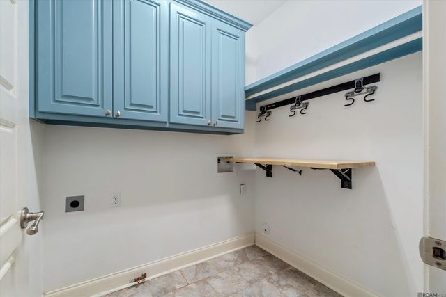 6086 Tezcuco Ct, Gonzales, LA 70737