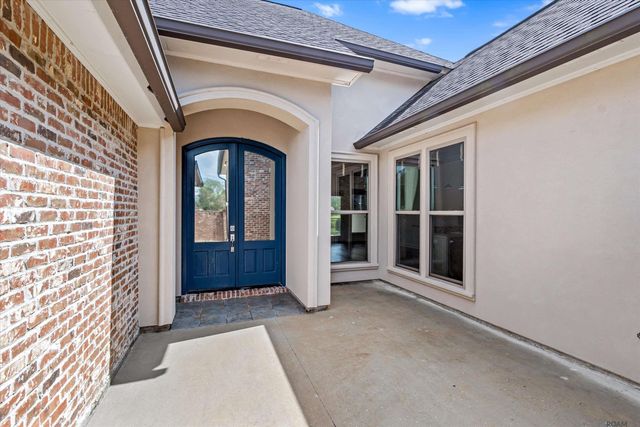 6086 Tezcuco Ct, Gonzales, LA 70737