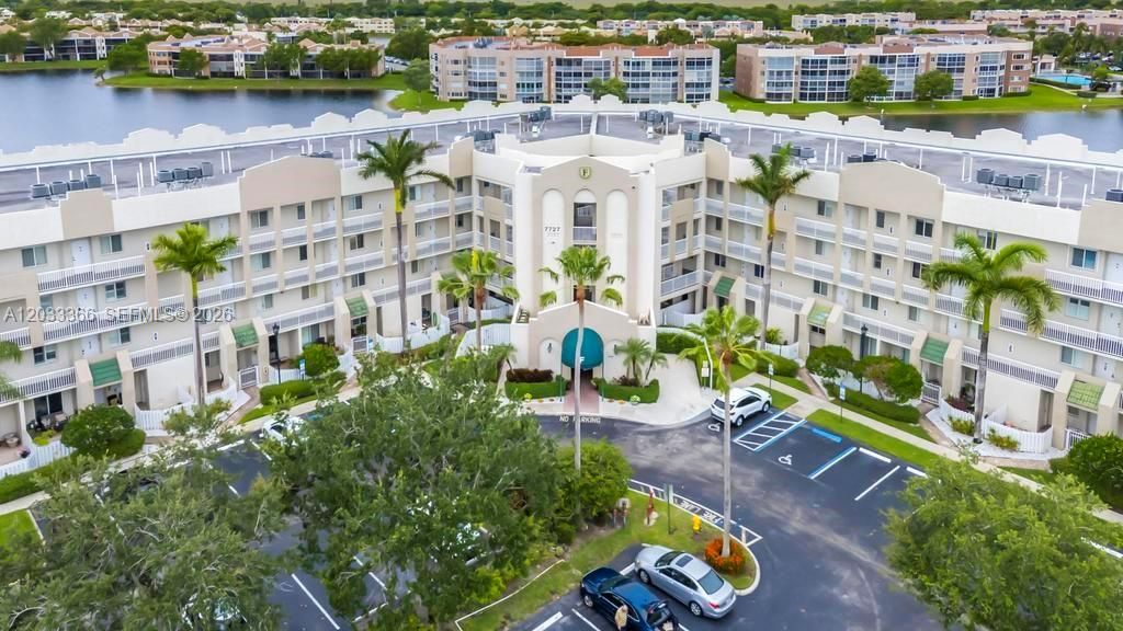 Image 30 of property listing at 7727 Southampton Ter 202, Tamarac, FL 33321