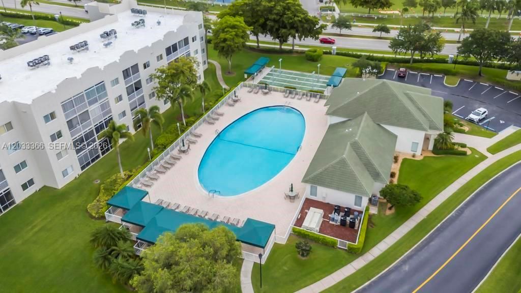 Image 42 of property listing at 7727 Southampton Ter 202, Tamarac, FL 33321