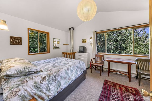 9778 Mt Baker Highway, Deming, WA 98244