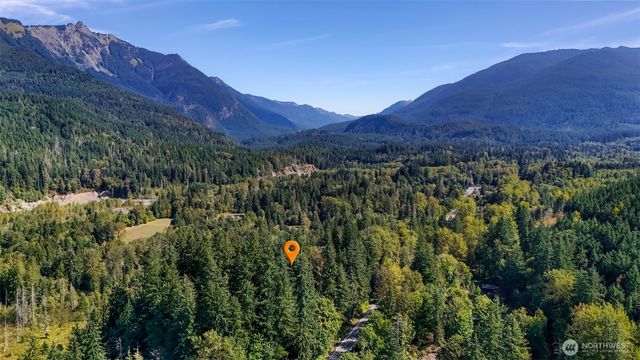 9778 Mt Baker Highway, Deming, WA 98244