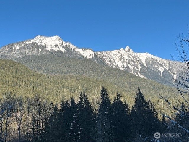 9778 Mt Baker Highway, Deming, WA 98244