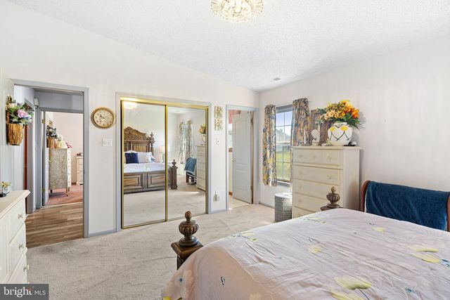 720 TRINIDAD BLVD, Williamstown, NJ 08094