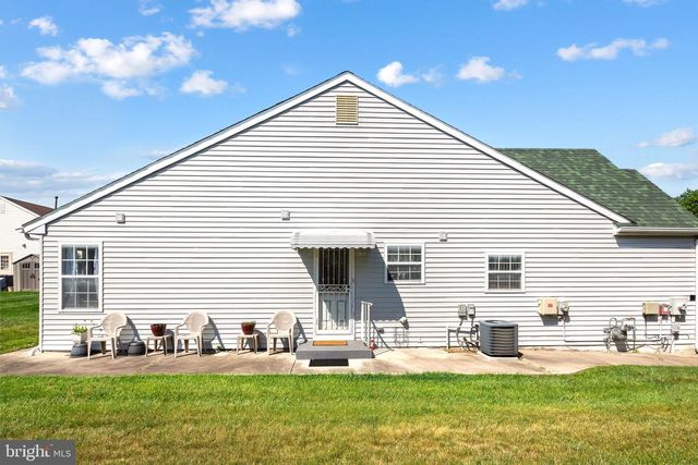 720 TRINIDAD BLVD, Williamstown, NJ 08094