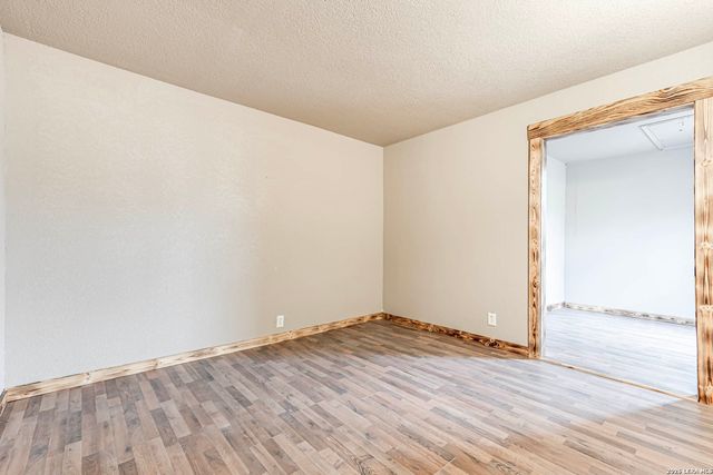 5747 WHITE FEATHER ST, San Antonio, TX 78242