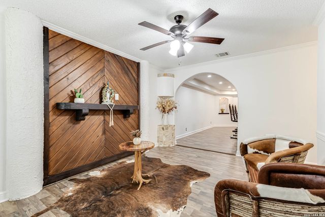 5747 WHITE FEATHER ST, San Antonio, TX 78242