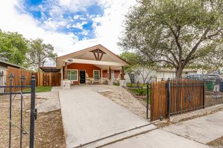 5747 WHITE FEATHER ST, San Antonio, TX 78242