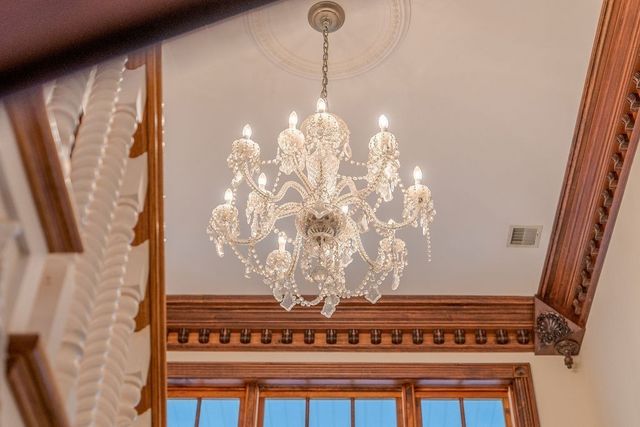 2081 Mossy Oak Cir, Clarksville, TN 37043