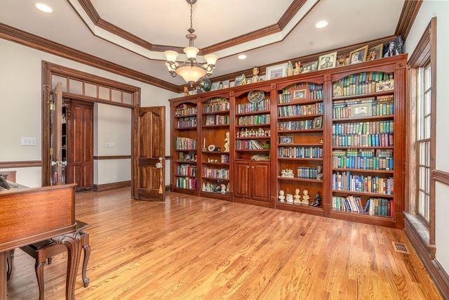 2081 Mossy Oak Cir, Clarksville, TN 37043