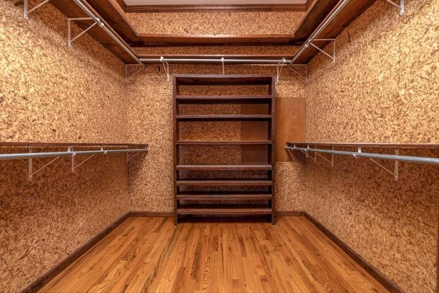 2081 Mossy Oak Cir, Clarksville, TN 37043