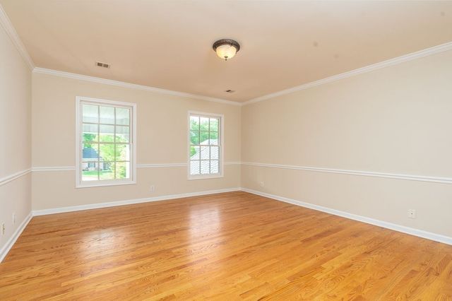 2081 Mossy Oak Cir, Clarksville, TN 37043