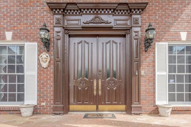 2081 Mossy Oak Cir, Clarksville, TN 37043