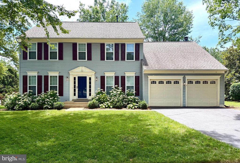 311 ASHTON DR SW, Leesburg, VA 20175
