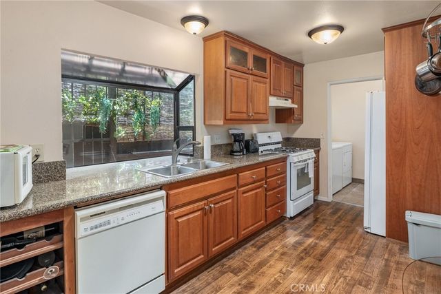 1400 Market, Vista, CA 92084