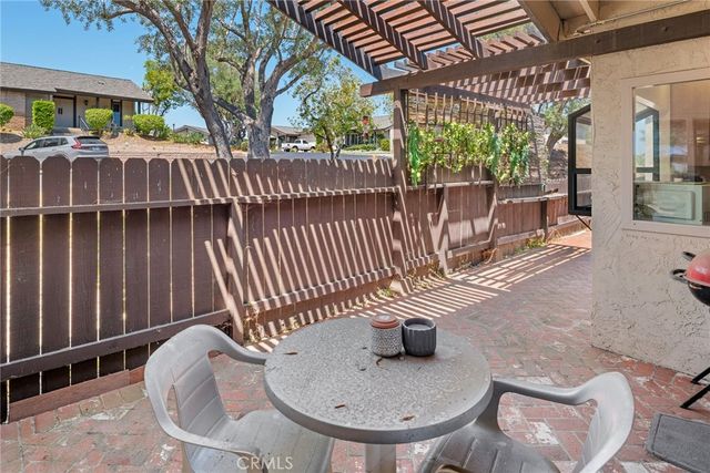 1400 Market, Vista, CA 92084