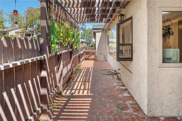 1400 Market, Vista, CA 92084