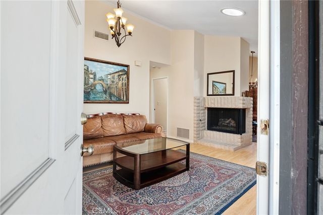 1400 Market, Vista, CA 92084