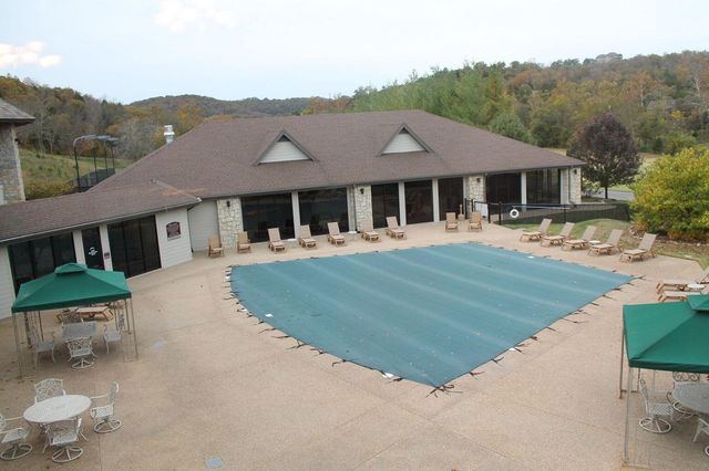 415 Silverwood Circle, Branson West, MO 65737